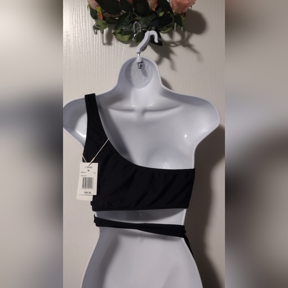 🍉3/$20 L*SPACE Black one arm swim top - Picture 3 of 9